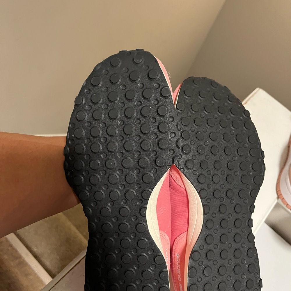New Balance Women's Coral and White Sneakers - Picture 6 of 6